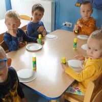 MY JESTEŚMY ŻABKI MAŁE (5)