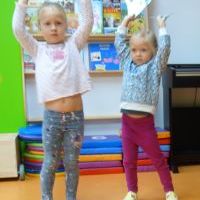 KOLOROWE ŁAPKI (7)