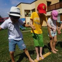 SPORTOWE WAKACJE. SKOKI! RZUTY! RÓWNOWAŻNIE! (5)
