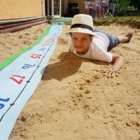 SPORTOWE WAKACJE. SKOKI! RZUTY! RÓWNOWAŻNIE! (14)