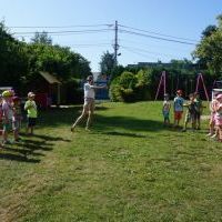 SPORTOWE WAKACJE. SKOKI! RZUTY! RÓWNOWAŻNIE! (3)