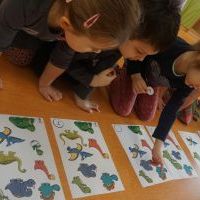SPOTKANIE Z DINOZAUREM (2)