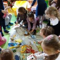 SPRZĄTANIE ŚWIATA (9)