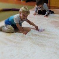 ZMYSŁOWE DOŚWIADCZANIE - MAGICZNY DYWAN (2)
