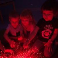 ZMYSŁOWE DOŚWIADCZANIE - ŚWIATŁO I KOLOR (2)