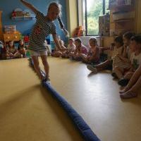 LATO W DŻUNGLI Z PAPUGĄ TRUSKAWKĄ (14)