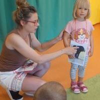 LATO W DŻUNGLI Z PAPUGĄ TRUSKAWKĄ (7)