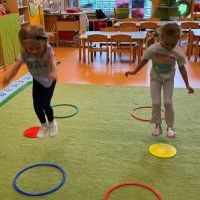 SPOTROWE WAKACJE. SKACZEMY JAK ŻABY (4)