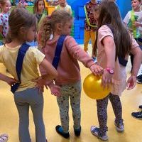 SPORTOWE WAKACJE. Z PIŁKĄ ZA PAN BRAT (2)