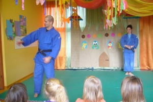 KAŻDY MOŻE ĆWICZYĆ JUDO