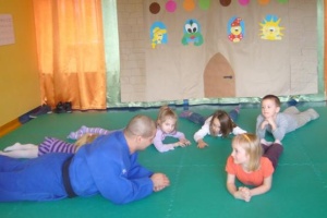 KAŻDY MOŻE ĆWICZYĆ JUDO