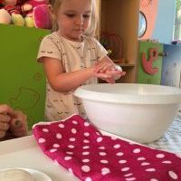 ZAWSZE CZYSTE RĄCZKI MAMY (3)