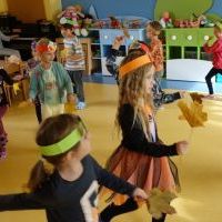 RYTMIKA W JESIENNYM LESIE (9)