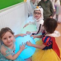 MROŹNY ZIMOWY BAL KARNAWAŁOWY (1)