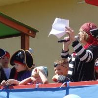 PIRACKIE ŚWIĘTO RODZINY WITAMY NA POKŁADZIE (17)