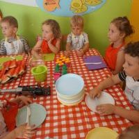 WAKACYJNE KUCHCIKOWO. ZRÓBMY SOBIE LODY! (7)