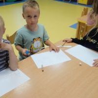 ZAMKI Z PIASKU NA PAPIERZE (6)