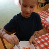 MUSUJĄCE KULKI DO KĄPIELI W DYNIOWYCH KSZTAŁTACH (10)