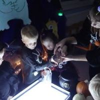 DOŚWIADCZANIE CZAROWANIE (2)