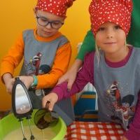 JAGODOWE CIASTO ZIELONEGO KAPTURKA (1)