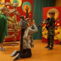 ZIELONY KAPTUREK I LEŚNE LUDKI (4)