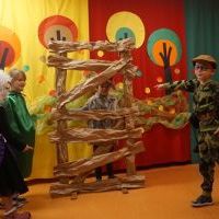 ZIELONY KAPTUREK I LEŚNE LUDKI (3)