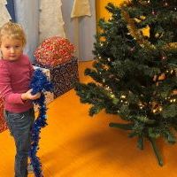 NA GAŁĄZCE CHOINKOWEJ (9)