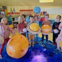 WŚRÓD PLANET I GWIAZD (2)