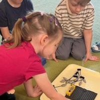 MALI ELEKTRYCY (9)