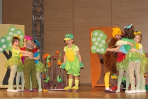 PRZEGLĄD DZIECIECYCH FORM TEATRALNYCH