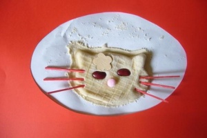 MIAUCZY KOTEK