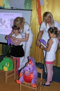 AKADEMIA ZDROWEGO UŚMIECHU
