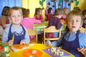 SAŁATKA WARZYWNA W KUCHCIKOWIE