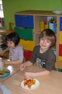 ROBIMY SEROWE KORECZKI