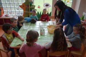PIECZEMY PISANKOWE CIASTECZKA