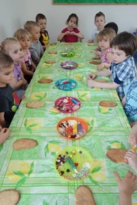 PISANKOWE OZDABIANIE