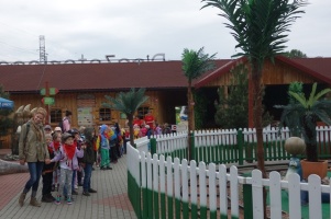 ODWIEDZINY U DINOZAURÓW