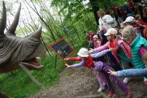 ODWIEDZINY U DINOZAURÓW