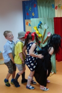KABARET HORROREK ZAPRASZA