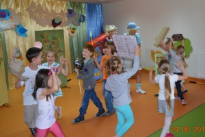 TEATR RODZICÓW PRZEDSTAWIA JASIA I MAŁGOSIĘ