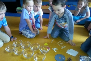 EKSPERYMENTY Z WODĄ