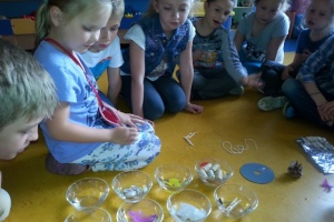 EKSPERYMENTY Z WODĄ