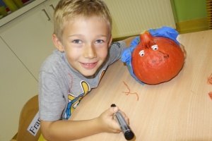 DYNIE JAK ŻYWE