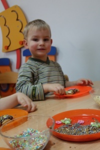 PIERNICZKOWE  UPIĘKSZANIE