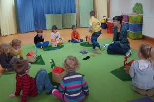 KRASNALE WKRACZAJĄ W KRAINĘ LICZB