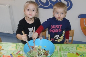 PYSZNA SAŁATKA DLA BABCI IDZIADKA