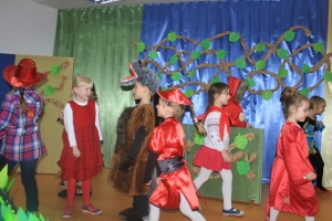 CZERWONY KAPTUREK DLA BABCI I DZIADKA